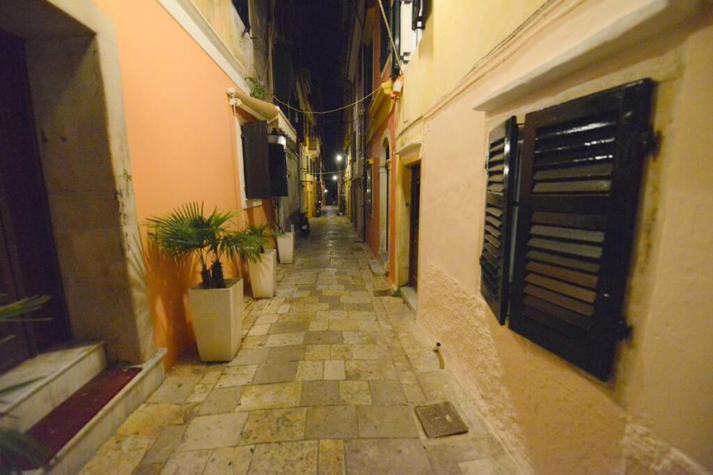 Cosy Little Modern-Rustic Apartment In Corfu Center. Esterno foto